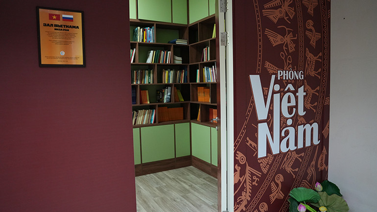 Cửa Phòng Việt Nam. (Ảnh: XUÂN HƯNG)