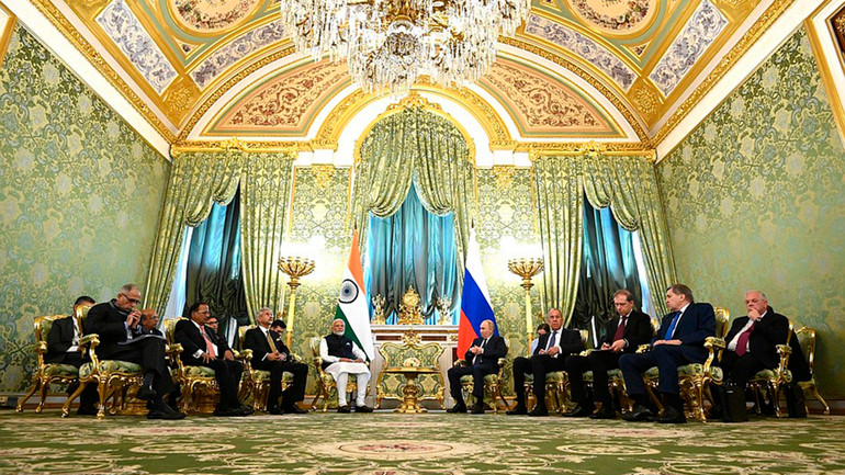 Hội đàm đoàn đại biểu Nga và Ấn Độ. (Ảnh: Kremlin.ru)
