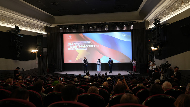 Khai mạc chiếu phim Việt Nam tại Liên bang Nga. (Ảnh: XUÂN HƯNG)