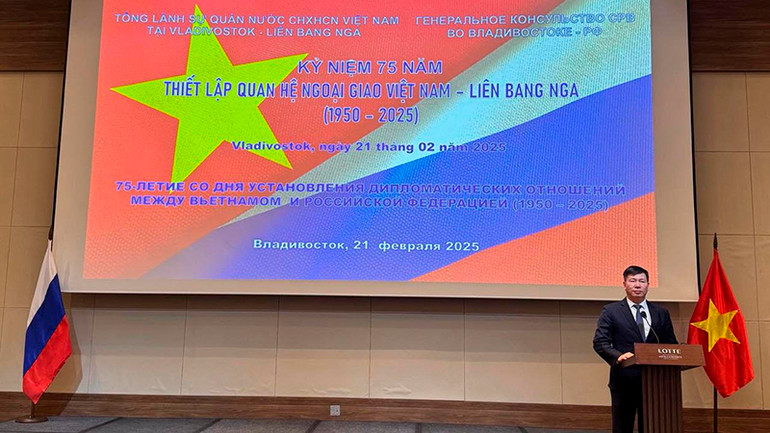 Tổng lãnh sự Việt Nam tại Vladivostok Nguyễn Đăng Hiền phát biểu tại sự kiện.