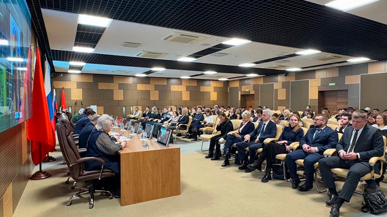 Sự kiện thu hút sự tham dự của nhiều diễn giả.