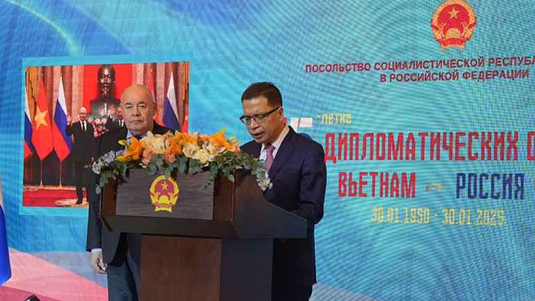 Đại sứ Việt Nam tại Liên bang Nga Đặng Minh Khôi phát biểu.