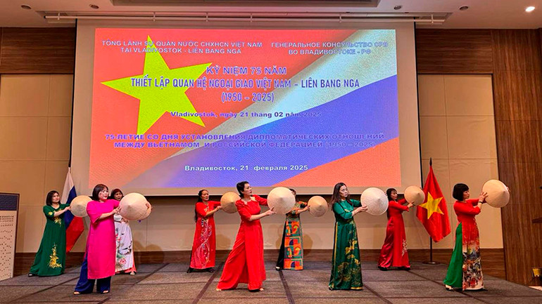 Lễ kỷ niệm để lại dấu ấn đặc biệt đối với các đại biểu tham dự và bạn bè Nga.