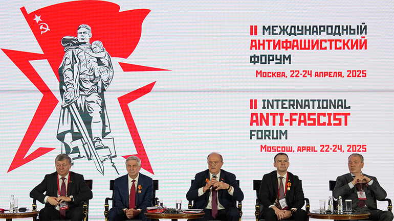 Lãnh đạo KPRF. (Ảnh: XUÂN HƯNG)