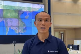 Ông Hoàng Phúc Lâm, Phó Giám đốc Trung tâm Dự báo Khí tượng thủy văn quốc gia (Cục Khí tượng thủy văn, Bộ Nông nghiệp và Môi trường) thông tin về bão số 3.