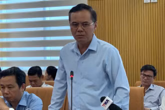 Ông Phạm Kim Đăng, Phó Cục trưởng Cục Chăn nuôi và Thú y chia sẻ thông tin về việc kiểm điểm cán bộ thú y tại tỉnh Hậu Giang.