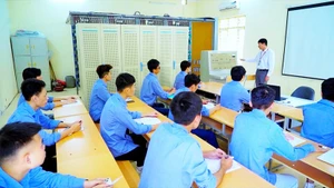Một tiết học tại Trường cao đẳng Đường sắt.