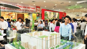 Cần phát triển nguồn cung nhà ở phù hợp khả năng chi trả của số đông người dân. Ảnh: NAM ANH