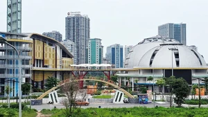 Cần phát huy hiệu quả hơn các thiết chế văn hóa mới ở khu vực ngoại vi. Ảnh: Cung thiếu nhi cơ sở 2 tại phường Từ Liêm vẫn còn thưa vắng hoạt động. Ảnh: NAM ANH