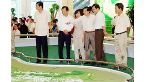 Cơ chế đấu giá đất tiềm ẩn nhiều hệ luỵ cho nền kinh tế. Ảnh: NAM HẢI
