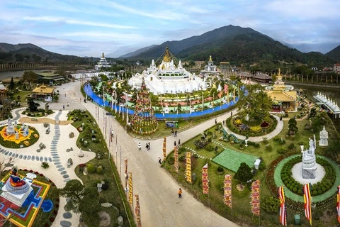 Quần thể Đại Bảo Tháp Mandala Tây Thiên. (Ảnh: BTC)