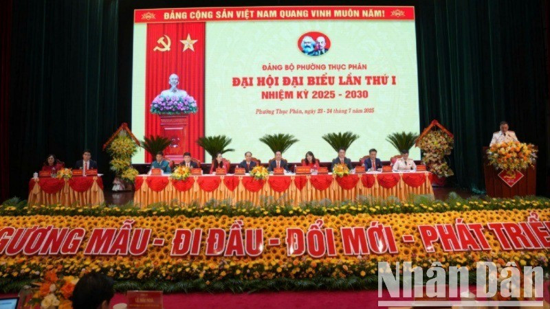 Quang cảnh đại hội.