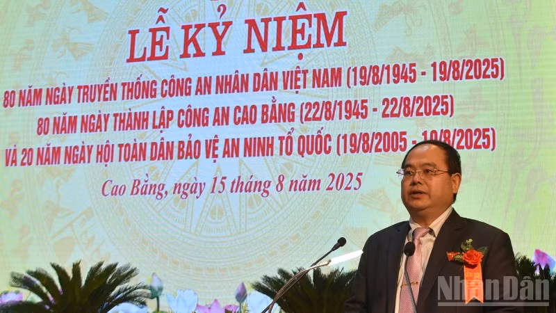 Bí thư Tỉnh ủy Cao Bằng Quản Minh Cường phát biểu ý kiến tại buổi lễ.