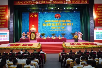 Đại hội đại biểu Đảng bộ Ủy ban nhân dân thành phố Huế lần thứ I, nhiệm kỳ 2025-2030 đã diễn ra thành công tốt đẹp.