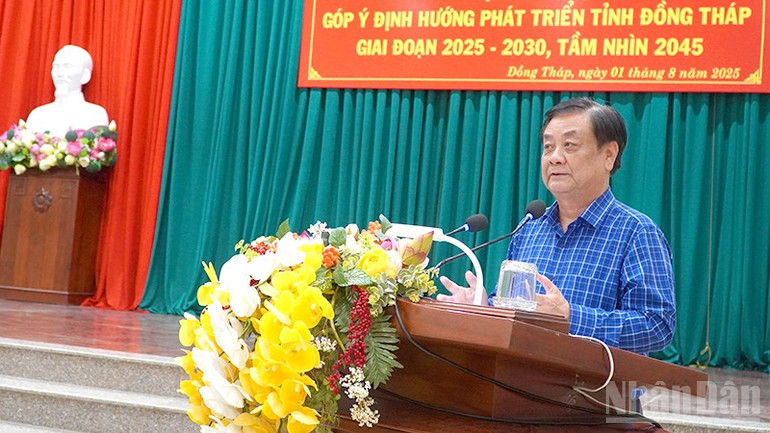 Đồng chí Lê Minh Hoan, Phó Chủ tịch Quốc hội phát biểu tại hội nghị. ndo_br_hn3.jpg