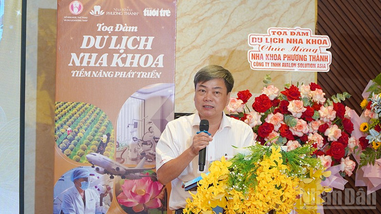 Phó Chủ tịch Hội đồng nhân dân tỉnh Đồng Tháp Phạm Văn Chuẩn phát biểu tại buổi tọa đàm. ndo_br_nhkhoa2.jpg