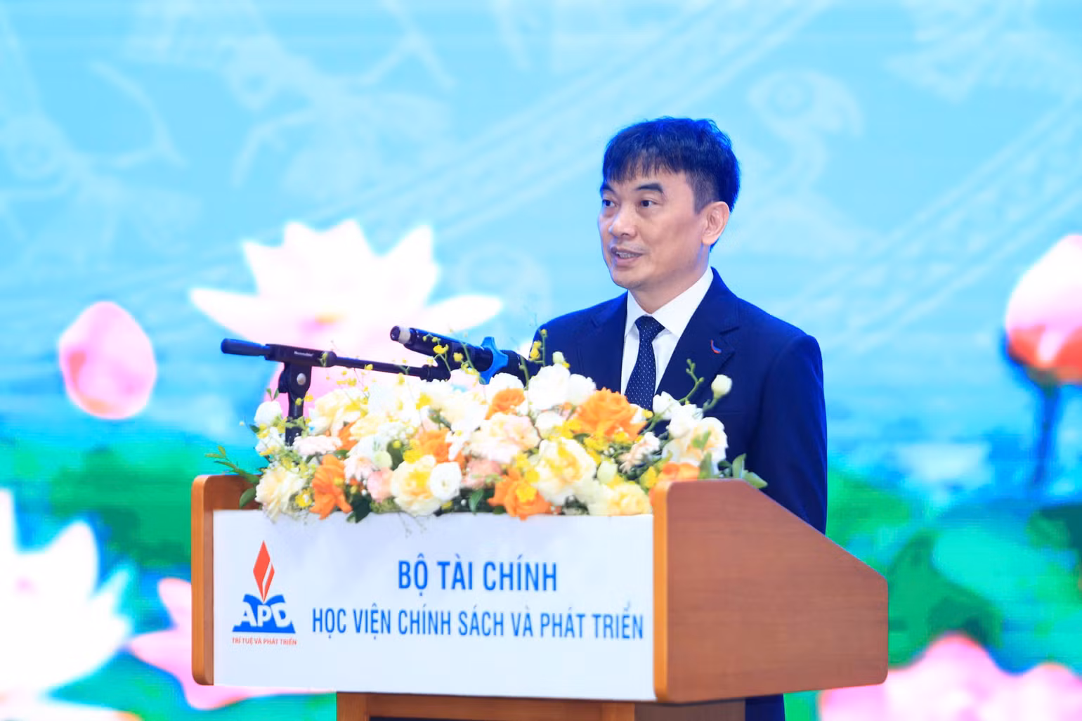 Nhà giáo Ưu tú, Phó Giáo sư, Tiến sĩ Trần Trọng Nguyên, Giám đốc Học viện Chính sách và Phát triển. (Ảnh: ĐỖ BẢO)