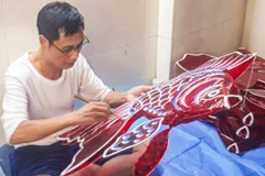 Những mẫu đèn truyền thống quen thuộc nhưng mang nhiều ý nghĩa .