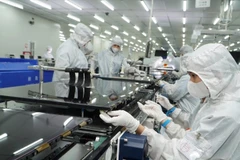 Sản xuất tại Công ty trách nhiệm hữu hạn Công nghệ cao Coretronic Việt Nam, một trong những dự án công nghệ cao của Thành phố Hồ Chí Minh.