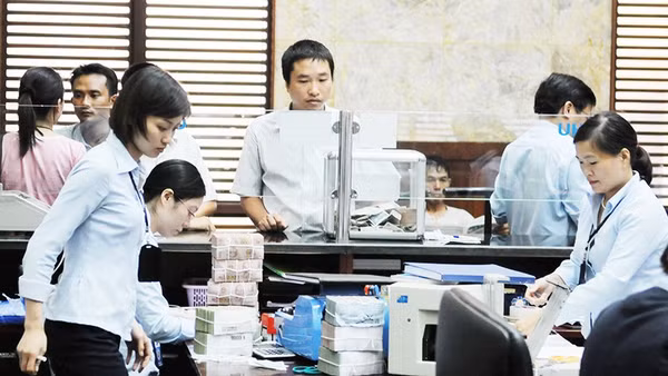 Các doanh nghiệp vừa và nhỏ vẫn gặp khó khăn trong tiếp cận tín dụng xanh. Ảnh: NGUYỆT ANH