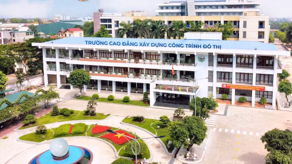 Hà Nội tiếp nhận 4 cơ sở giáo dục nghề nghiệp
