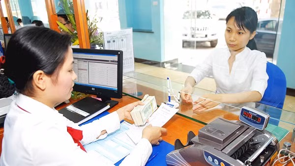 Trong giai đoạn tuần đầu tháng 8, tỷ giá có xu hướng giảm. Ảnh: NAM ANH