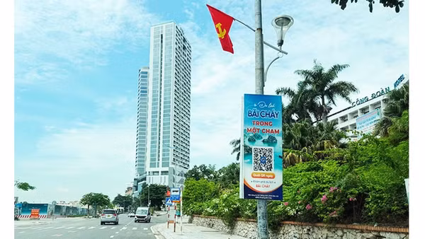 Quét mã để khám phá du lịch ở phường Bãi Cháy, tỉnh Quảng Ninh.