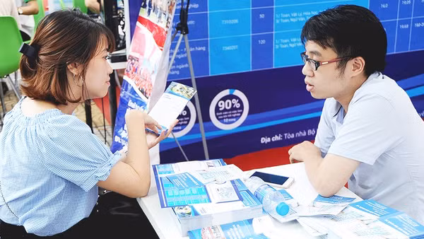 IELTS vẫn có giá trị trong tuyển sinh, nhưng không còn mặc nhiên trở thành một điểm cộng thêm vào kết quả xét tuyển. Ảnh: NAM HẢI