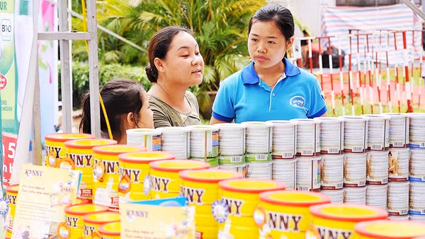 Thị trường sữa gần đây đã có sự xuất hiện của những nhân tố mới. Ảnh: NGUYỆT ANH