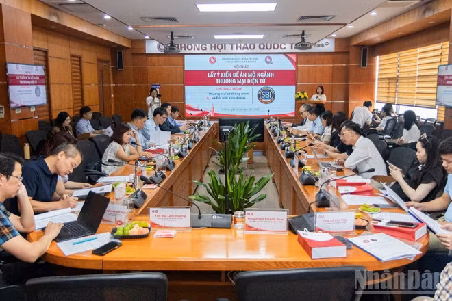 Hội thảo mở ngành đào tạo thương mại điện tử, Trường đại học Ngoại thương.