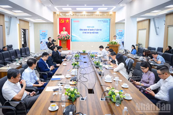 Quang cảnh tọa đàm. (Ảnh: BẢO LONG)