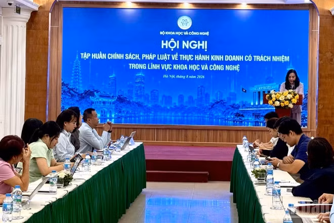 Quang cảnh hội nghị. (Ảnh: ĐỖ THOA)
