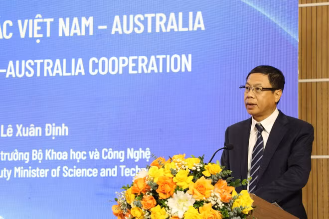 Thứ trưởng Khoa học và Công nghệ Lê Xuân Định phát biểu tại Diễn đàn. (Ảnh: BÍCH LIÊN)