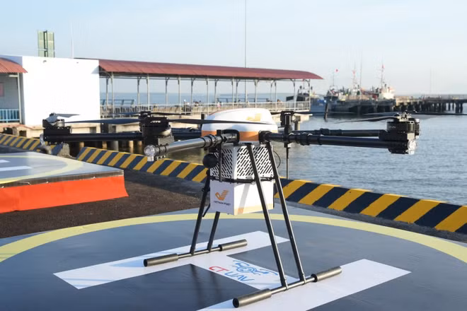 Cận cảnh UAV sử dụng trong tuyến giao hàng Cần Giờ-Vũng Tàu. (Ảnh: Cổng thông tin điện tử Bộ Khoa học và Công nghệ)