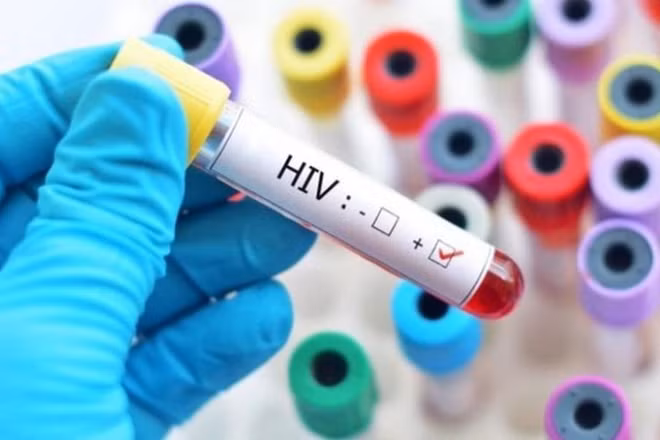 Sửa quy định về cấp giấy chứng nhận bị phơi nhiễm với HIV, bị nhiễm HIV do tai nạn rủi ro nghề nghiệp. (Ảnh minh họa)