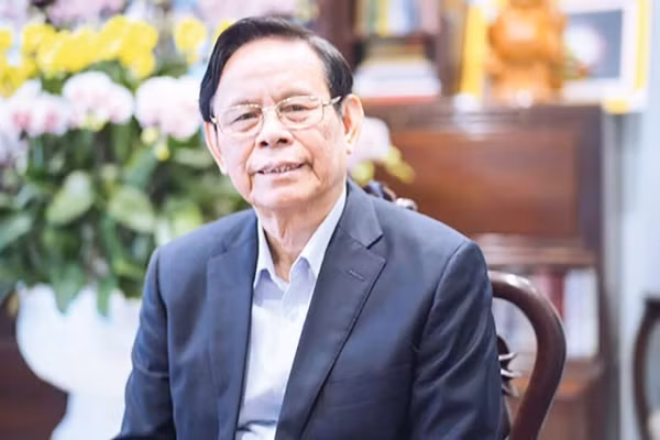 Nhà báo Hồng Vinh, nguyên Tổng Biên tập Báo Nhân Dân.