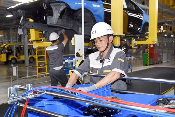 Sản xuất ô-tô điện tại nhà máy Công ty TNHH sản xuất và kinh doanh VinFast (Hải Phòng). Ảnh | TRẦN HẢI