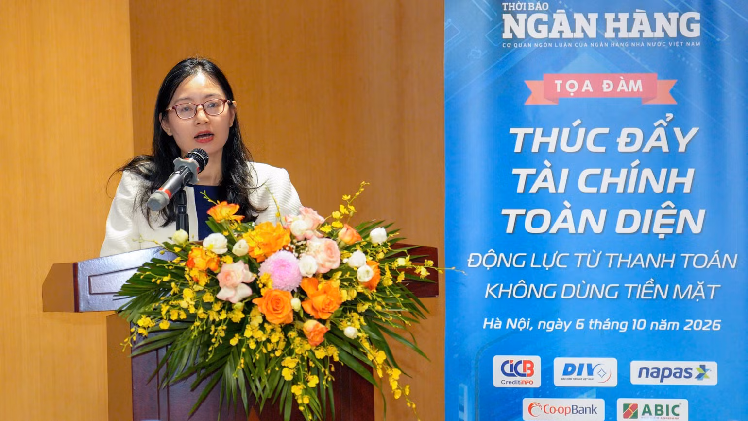 ba-thu-vu-pho-vu-thanh-toan-9237.jpg