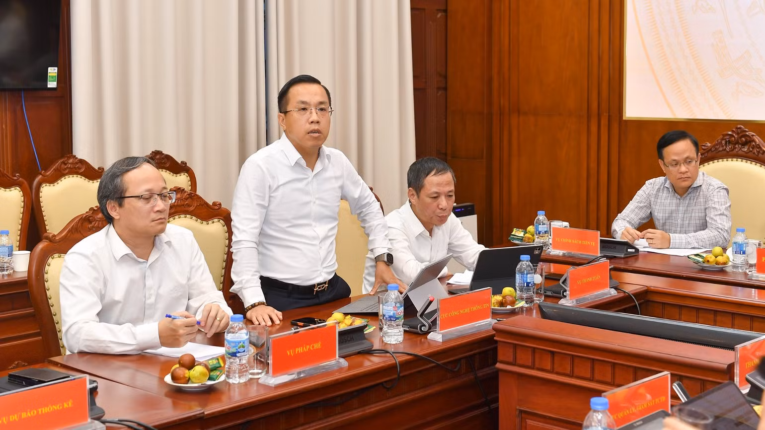 ong-le-hoang-chinh-quang-cuc-truong-cuc-cong-nghe-thong-tin-nhnn1-1981.jpg