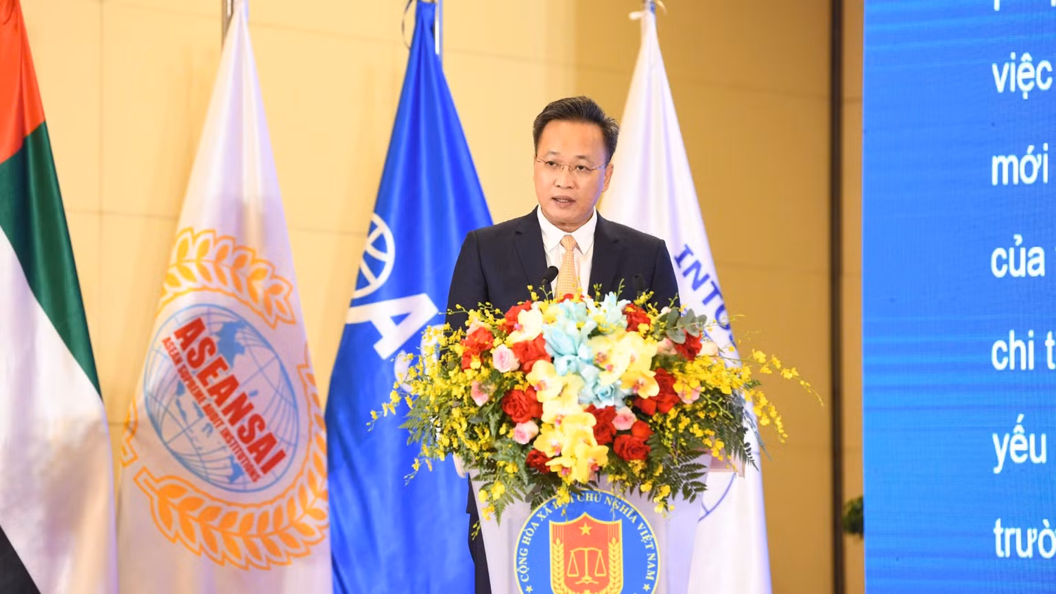 uy-vien-ban-chap-hanh-trung-uong-dang-tong-kiem-toan-nha-nuoc-viet-nam-nguyen-huu-nghia-phat-bieu-khai-mac-hoi-thao-4578.jpg
