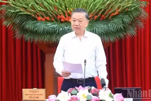  Tổng Bí thư, Chủ tịch nước Tô Lâm phát biểu chỉ đạo tại Phiên họp thứ nhất Ban Chỉ đạo Trung ương về tổng kết thực tiễn và nghiên cứu sửa đổi, bổ sung Điều lệ Đảng. Ảnh: ĐĂNG KHOA