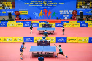 Hai trận chung kết đơn nữ và đơn nam tại Giải vô địch bóng bàn quốc gia Báo Nhân Dân năm 2026. Ảnh: Thế Đại