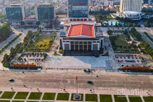 Điểm cầu cấp tỉnh của Bắc Ninh được đặt tại Quảng trường 3/2, phường Bắc Giang. (Ảnh: A.T)