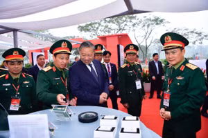 Tổng Bí thư Tô Lâm dự lễ khai trương nhà máy chip của Tập đoàn Viettel vào sáng 16/1 tại Hà Nội.