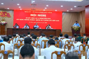Quang cảnh hội nghị chiều 30/6 tại Cà Mau.