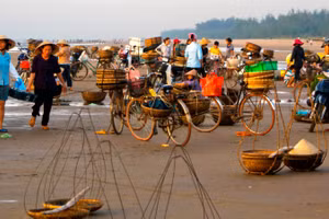 Chợ cá Quảng Nham. Ảnh: Duy Ngọc