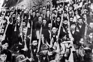 Nhân dân Cần Thơ khởi nghĩa giành chính quyền, ngày 26/8/1945. (Ảnh Tư liệu TTXVN)