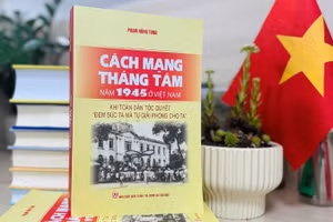 Công trình nghiên cứu công phu của Giáo sư, Tiến sĩ Phạm Hồng Tung về Cách mạng Tháng Tám