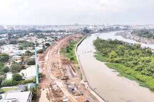 Dự án đường ven sông Cái, phường Trấn Biên, thành phố Đồng Nai đang được giải phóng mặt bằng.
