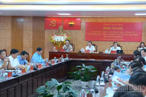 Quang cảnh hội nghị giao ban tại điểm cầu Tỉnh ủy Cà Mau. (Ảnh: HỮU TÙNG)